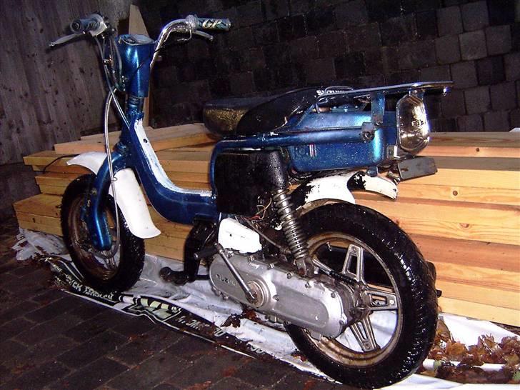 Suzuki FZ 50 vintergrisen SOLGT - VINTERSVINET!!! billede 1