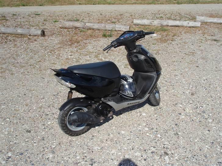 Aprilia Sonic billede 2