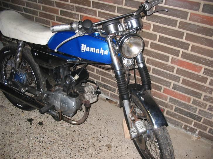 Yamaha 4 gear DX SOLGT billede 1