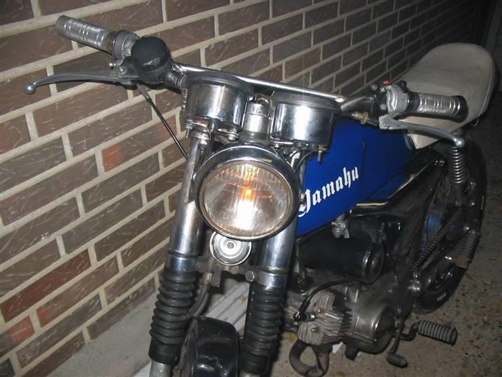 Yamaha 4 gear DX SOLGT billede 9