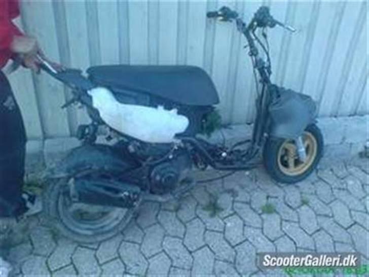 Aprilia sonic/hot (solgt) billede 2