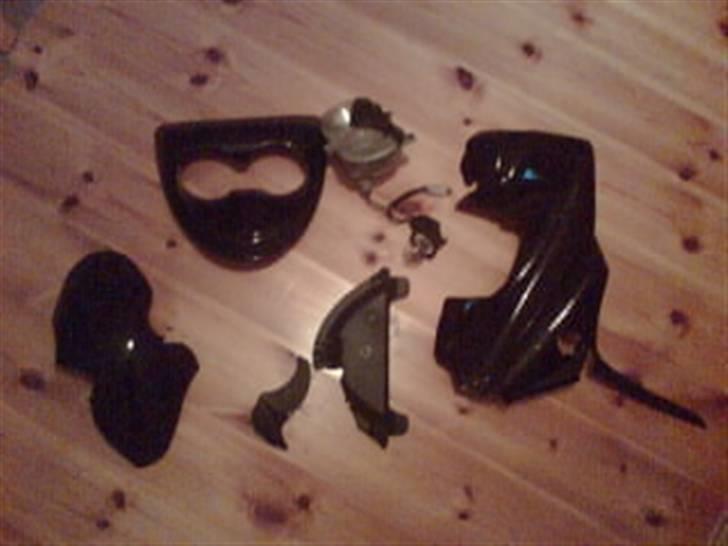 PGO Hot 50 (KØRT NED) - :´( nogle af delene efter jeg blev kørt ned billede 14