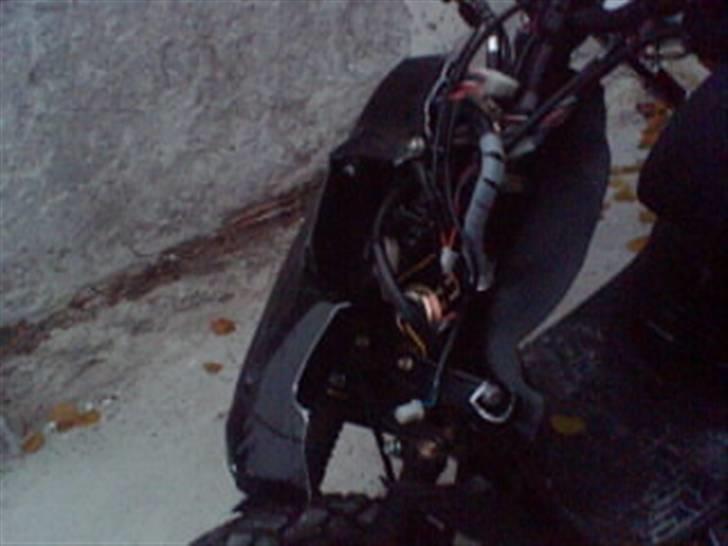 PGO Hot 50 (KØRT NED) - :´( efter jeg blev kørt ned billede 15