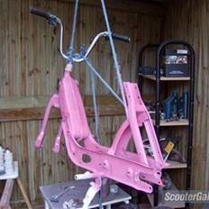 Vespa caio (pink) byttet 