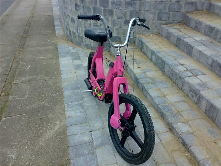 Vespa caio (pink) byttet  billede 6