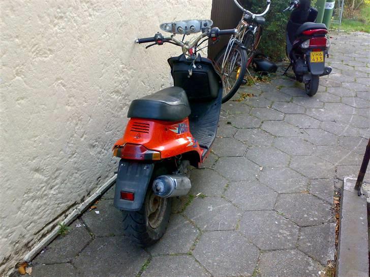 Adly Pista  - solgt - billede 2