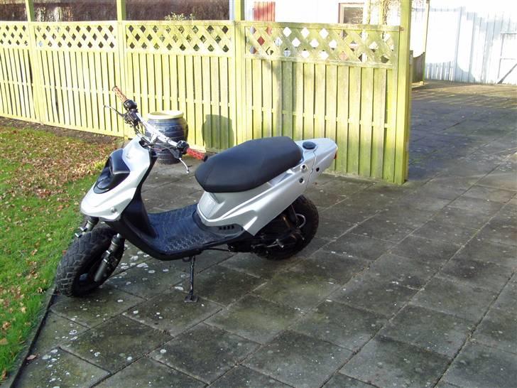 PGO Hot50 SOLGT billede 2