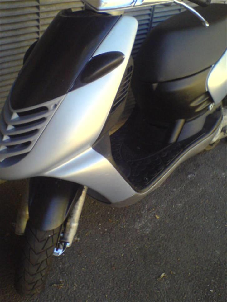 Aprilia Sonic  SOLGT - FØR billede 16