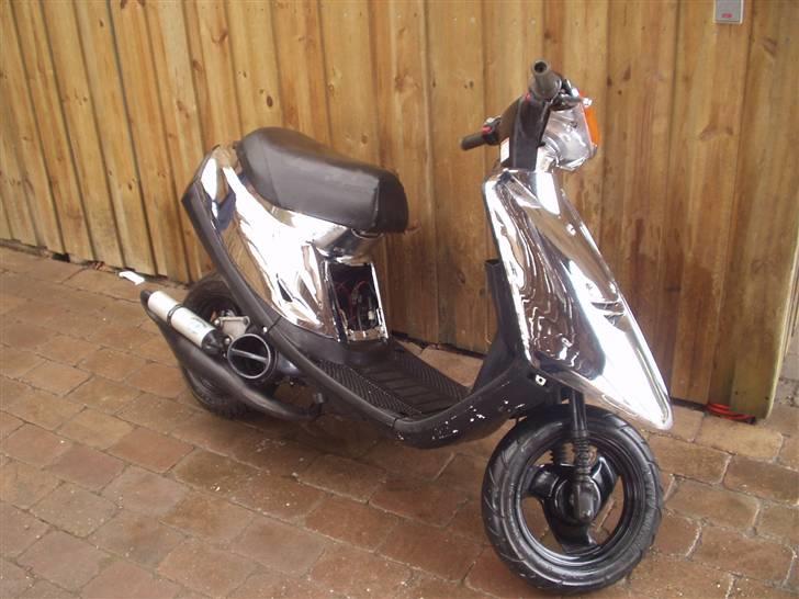 Yamaha jog SOLGT billede 4