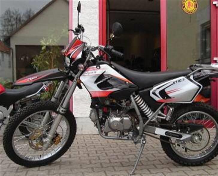 Skyteam Enduro st-50 billede 1