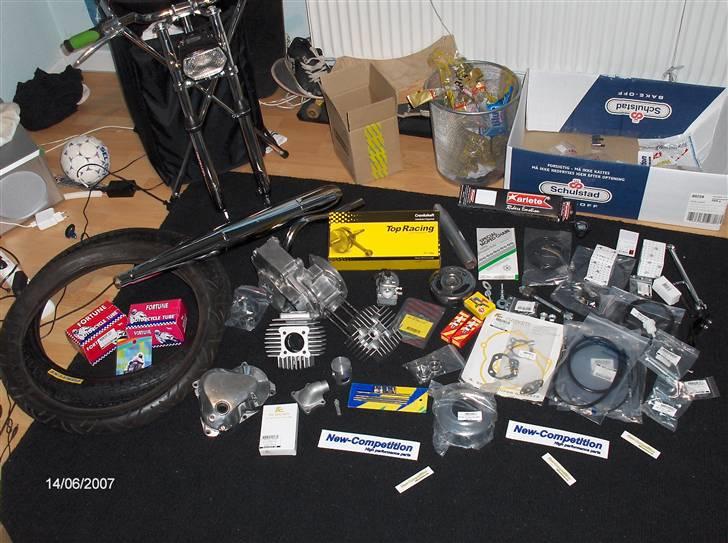 Puch Maxi Black Ninja SOLGT - Næsten alle delene billede 18