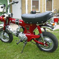 Honda Dax [ 100% original ]