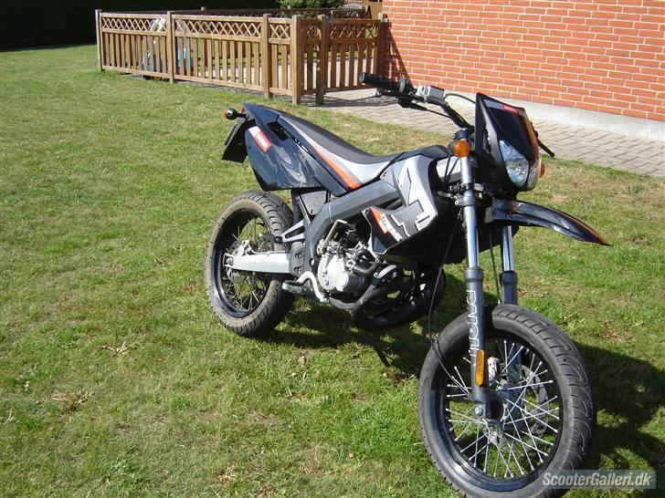 Derbi          Senda SM X-treme billede 8