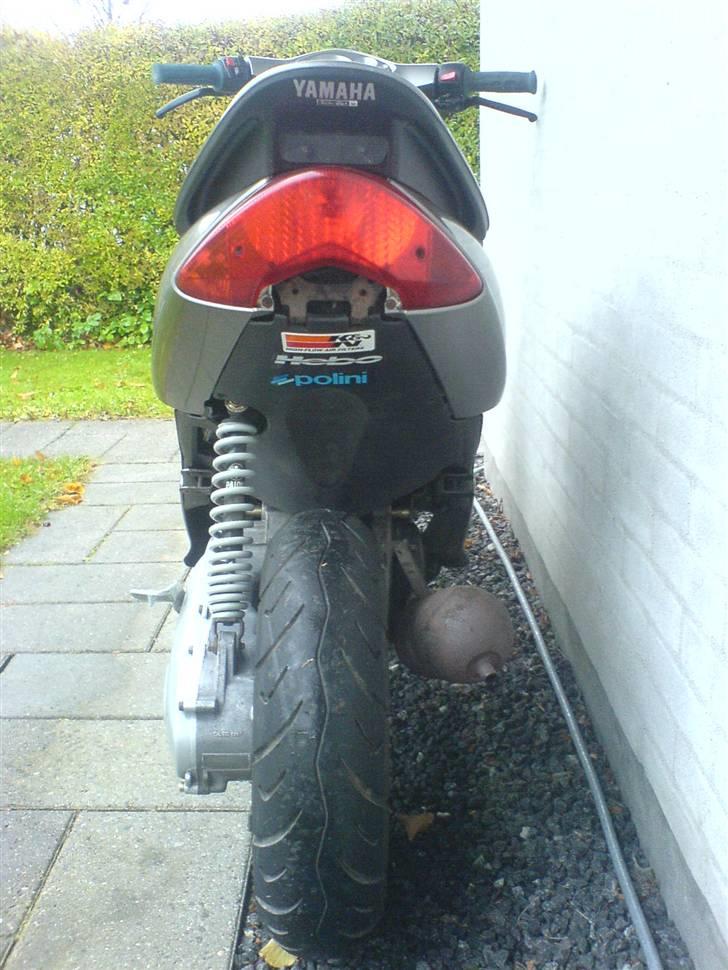 Yamaha jog R 04 SOLGT - Røven skal være fyldt helt ud med stickers..  billede 8