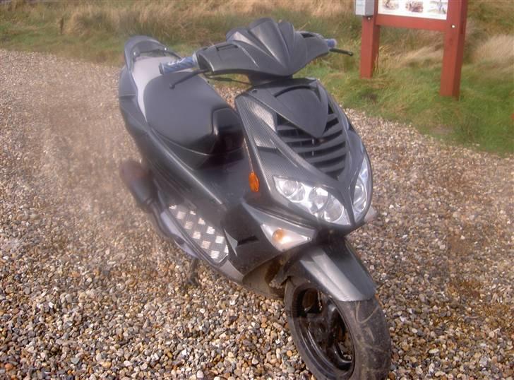 Peugeot speedfight 2 solgt billede 2