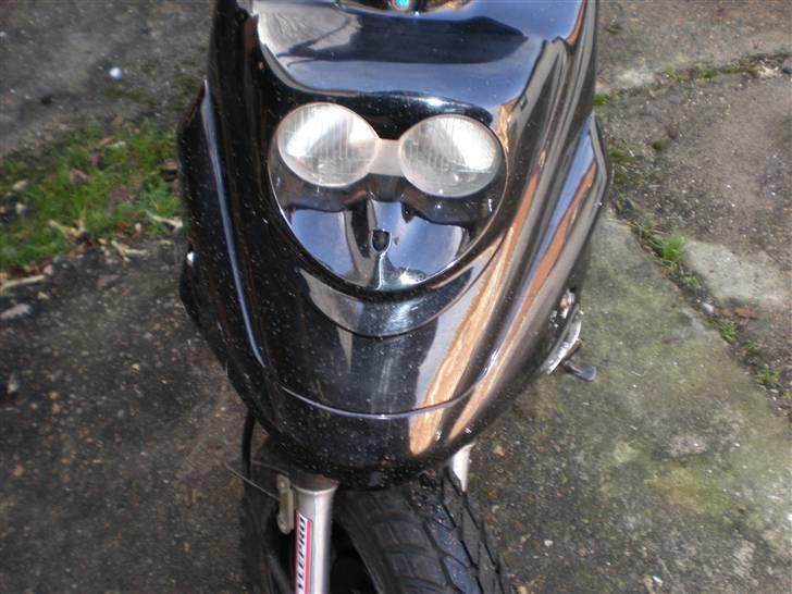 PGO hot 50 (FØR Renovering) - den smukke´s øjne taget den 25-11-07 billede 6