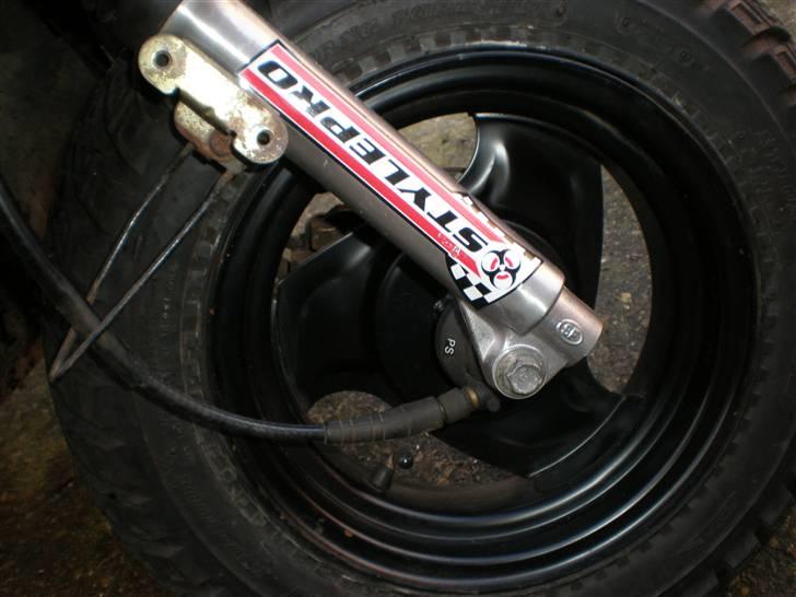 PGO hot 50 (FØR Renovering) - den smukke´s forgaffel taget den 25-11-07 billede 7