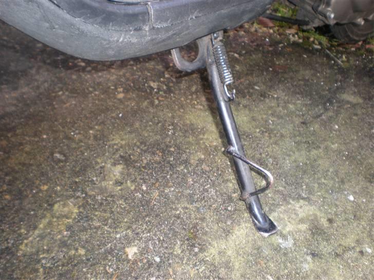 PGO hot 50 (FØR Renovering) - den smukke´s støttefod taget den 25-11-07 billede 15