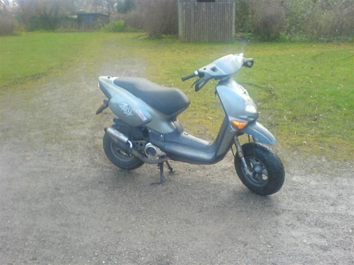 Aprilia rally til salg  billede 3