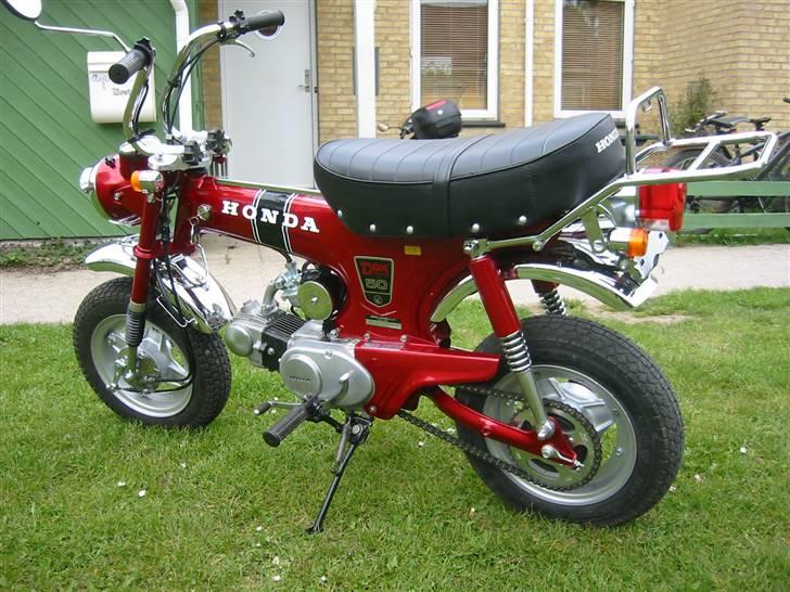 Honda Dax [ 100% original ] - så er den ved at være færdig billede 3