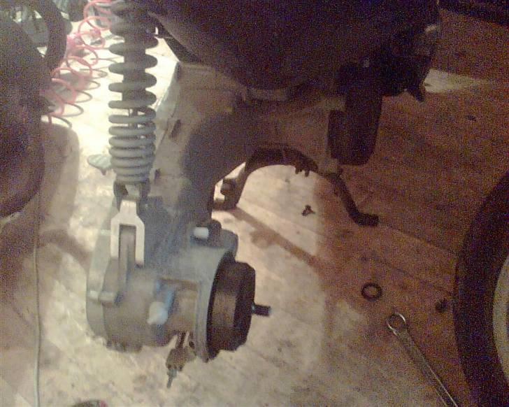 Yamaha JogR '07 - fået en rengøring & slibetur :b billede 9