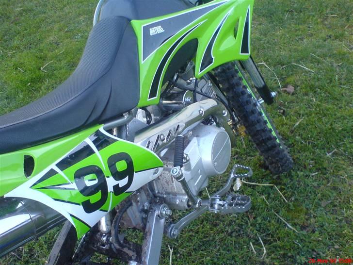 MiniBike 125c  loncin solgt - fra højre side billede 3