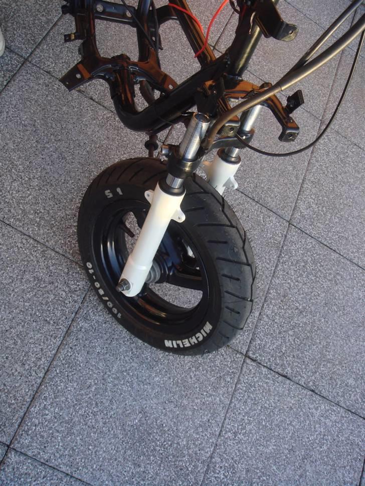 Yamaha Jog Ac DK's 06 Solgt billede 15