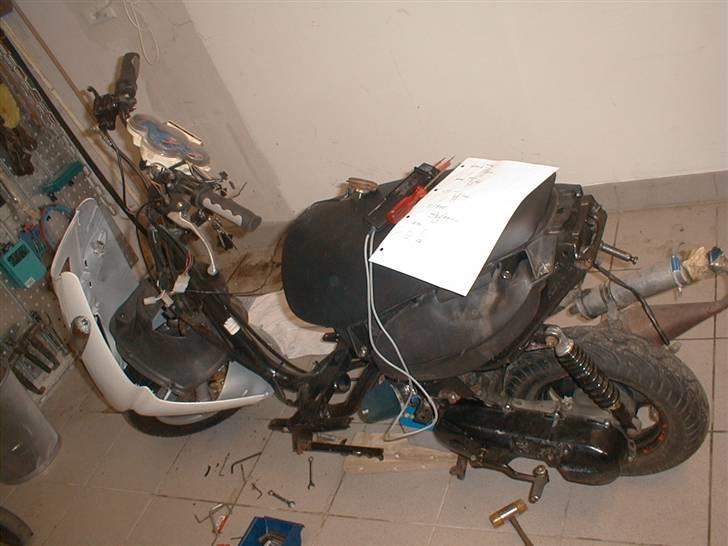Aprilia Sonic *SOLGT* - tjaa ?? sonicen fra en anden vinkel :P billede 4