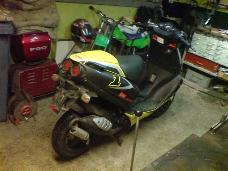 Aprilia SR 50 Ditech Solgt..! billede 3