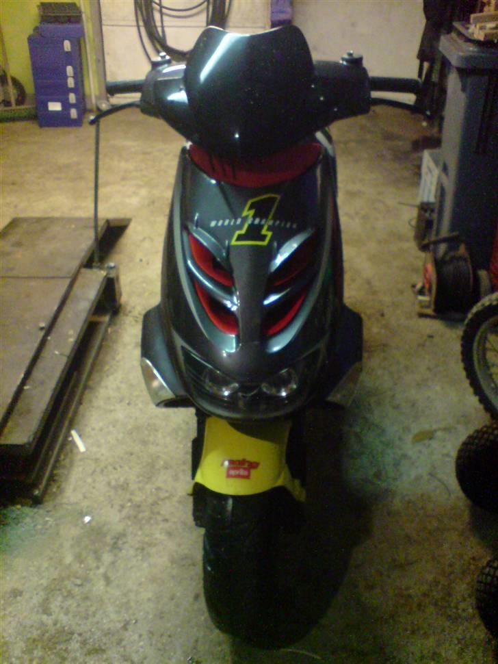 Aprilia SR 50 Ditech Solgt..! billede 6