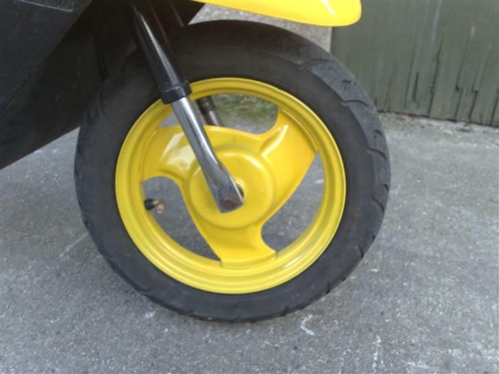 Yamaha Jog fs | Gulelyn, Byttet - farven snyder lidt :( billede 9