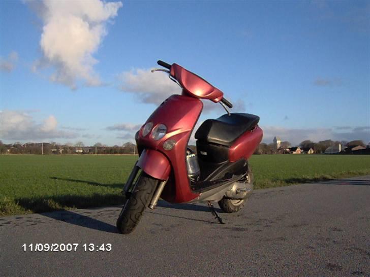 Yamaha neos  STJÅLET.  FINDELÖN  billede 1