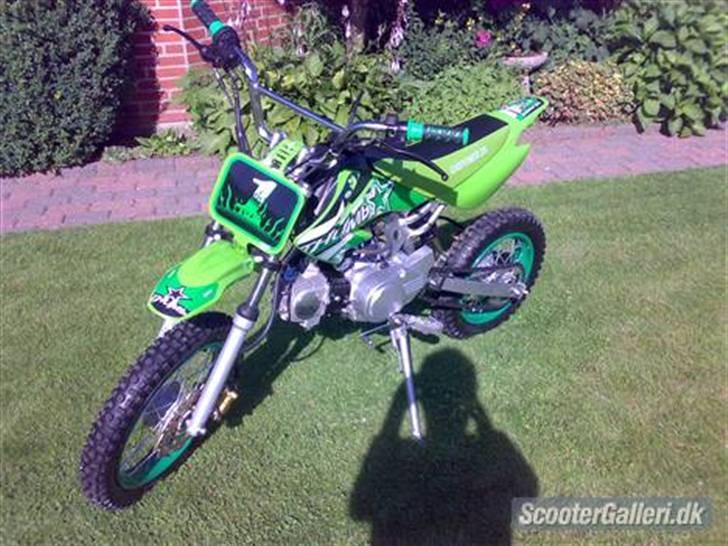 MiniBike Dirtbike 110ccm "STJÅLET" - Lånt af gamle ejer (: billede 1