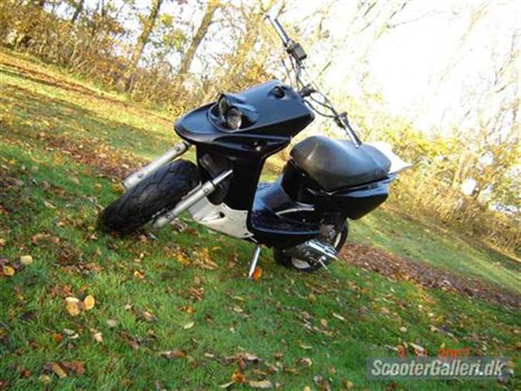 {{currentPhoto.altText}} billede {{currentPhoto.number}}