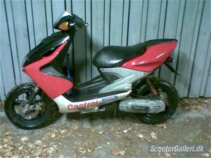 Yamaha aerox/mbk nitro solgt billede 1