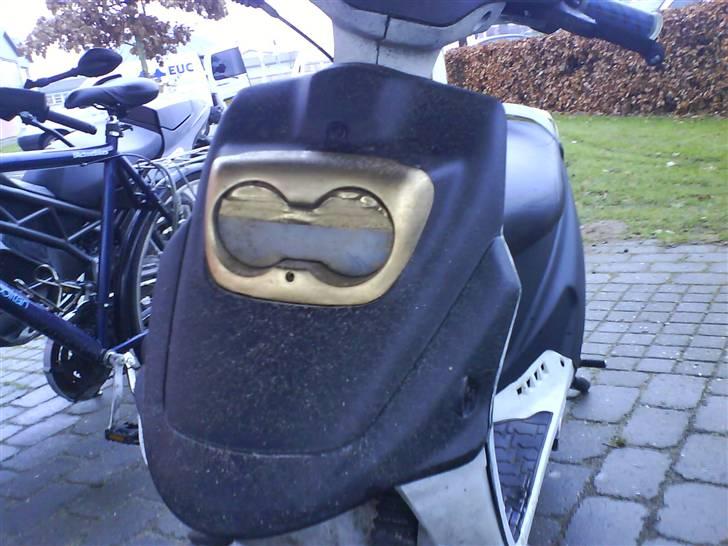 PGO Hot 50 <SOLGT> billede 4