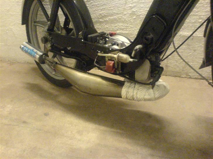 Vespa       i 1 klasse;) - Stort proma udstødning billede 9