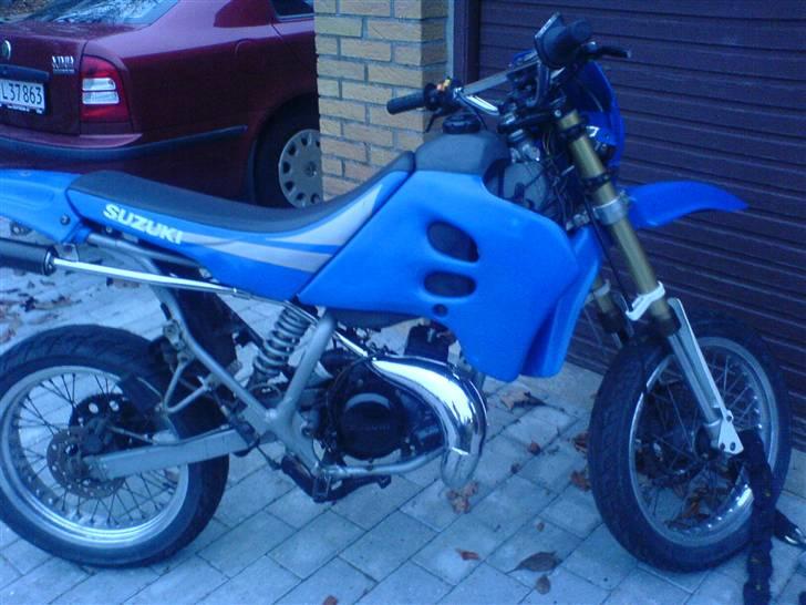 Suzuki Supermotard smx (SOLGT) - Lidt uklarer billeder.. men jaa.. Der kommer bedre senere. billede 1