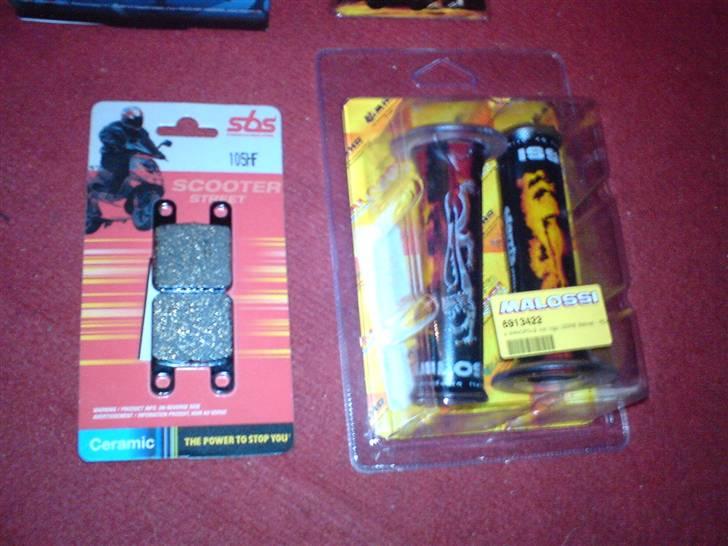 Suzuki smx byttede for en nrg  - her er mine ssp bremse klodser og mallossi håndtage  billede 15