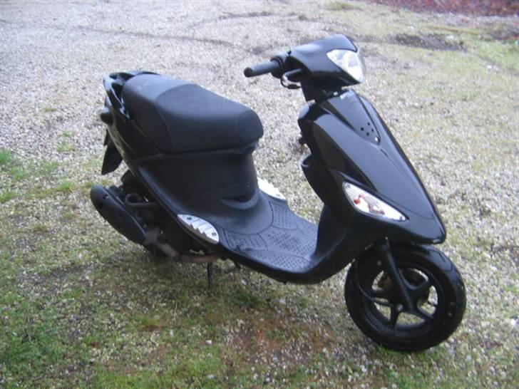 PGO Black Magic 50 billede 5