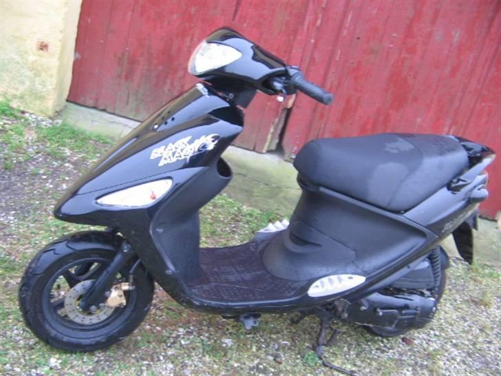 PGO Black Magic 50 billede 7