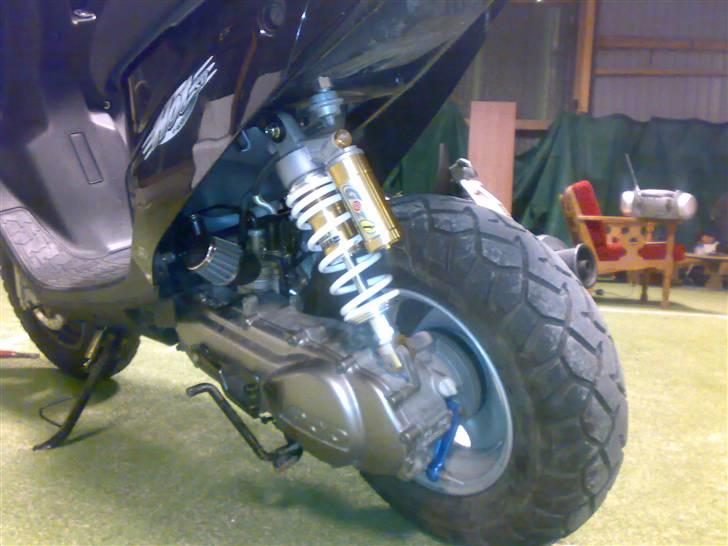 PGO Hot 50 "Byttet til SMX" - En støddæmper jeg havde lånt af en ven engang billede 15