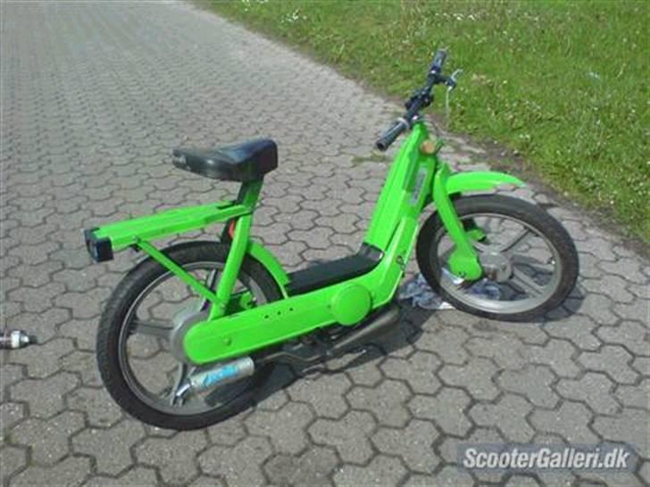 Vespa ciao SOLGT billede 2
