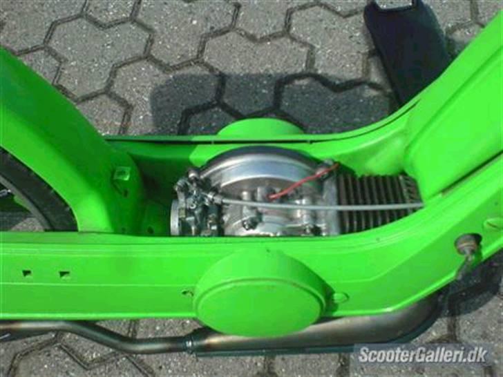 Vespa ciao SOLGT billede 3