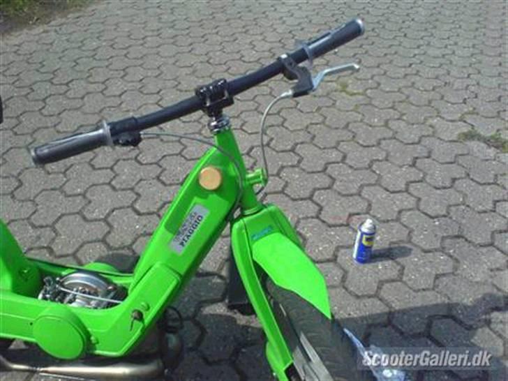 Vespa ciao SOLGT billede 4