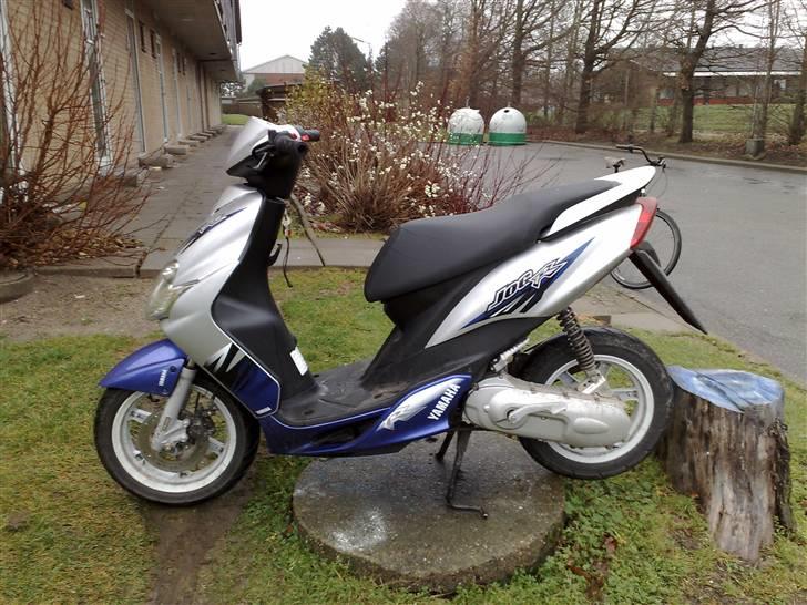 Yamaha jog r (Solgt) billede 1