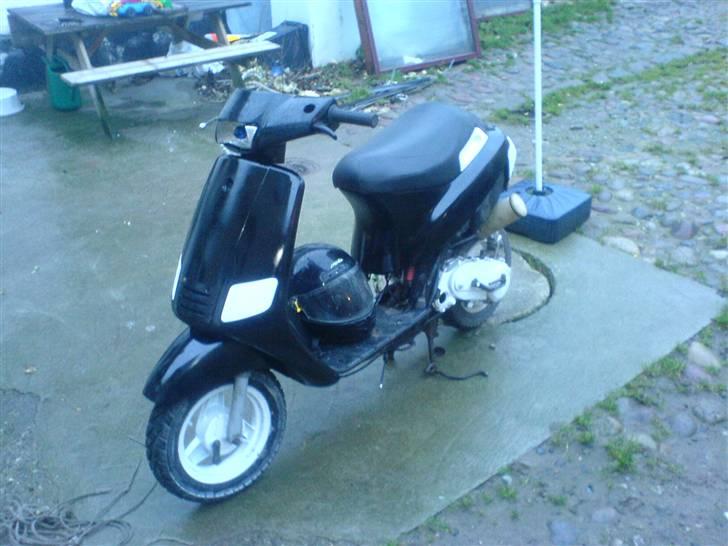 Piaggio zip - forfra med den bustede forlygte billede 8