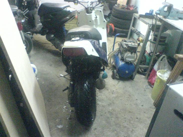 {{currentPhoto.altText}} billede {{currentPhoto.number}}