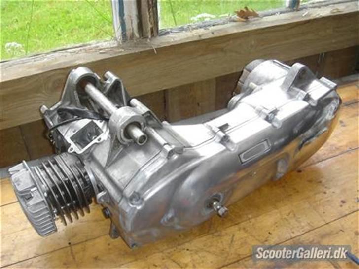 Yamaha Jog R billede 1