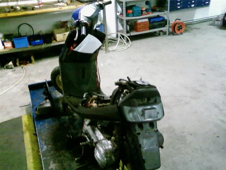 Yamaha Jog AS - (byttet) - Da den holdte ved mc-center for i 1uge siden billede 5